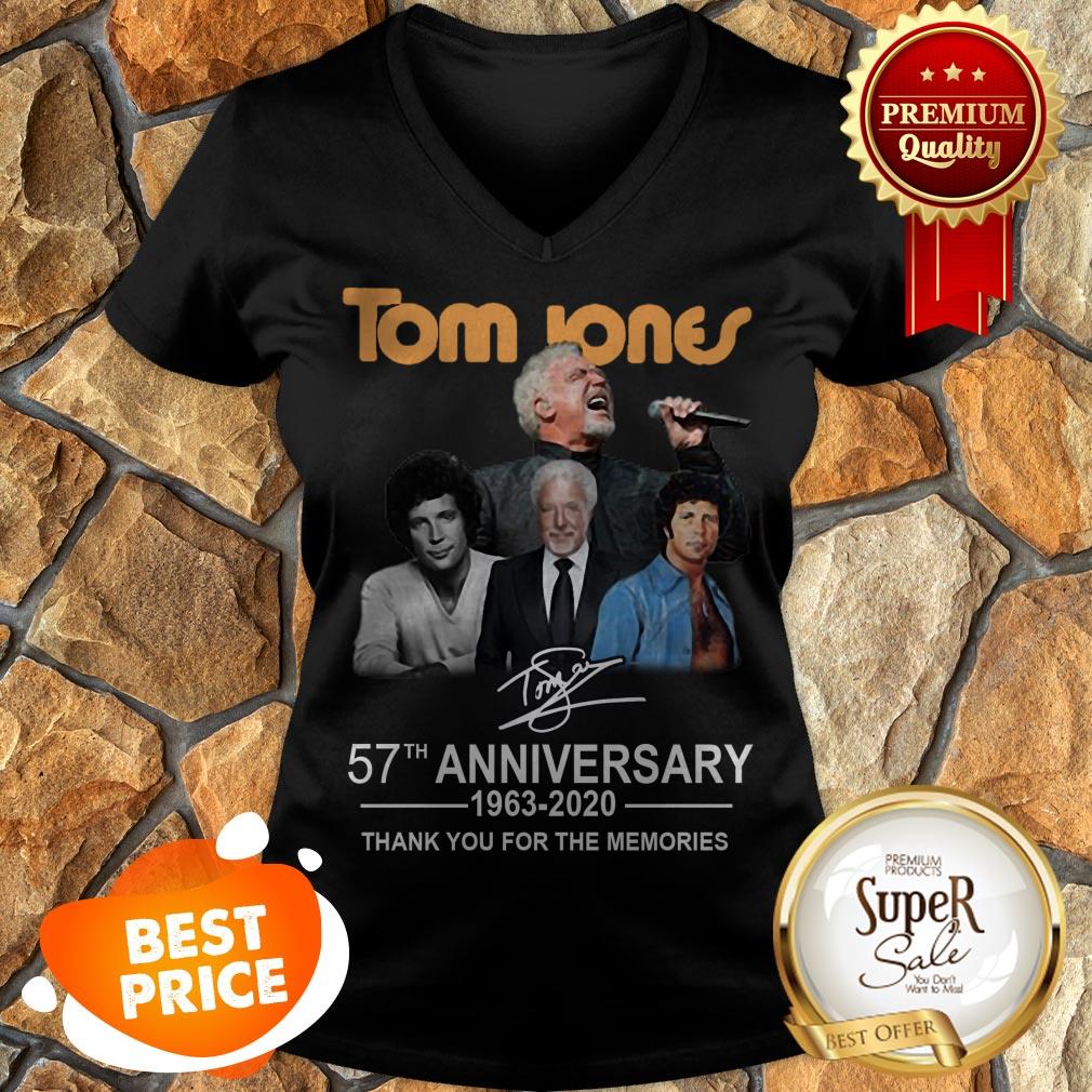 Nice Tom Jones Signature 57th Anniversary 1963-2020 Thank You For The Memories V-neck Nice Tom Jones Signature 57th Anniversary 1963-2020 Thank You For The Memories V-neck