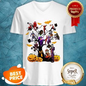 Pretty Joker And Harley Halloween Tree V-neck
