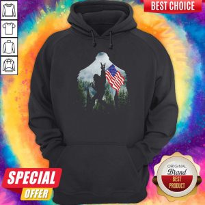 Nice Bigfoot Into The Forest USA Flag Hoodie