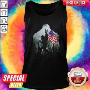Nice Bigfoot Into The Forest USA Flag Tank Top