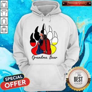 Top Native Grandma Bear Hoodie