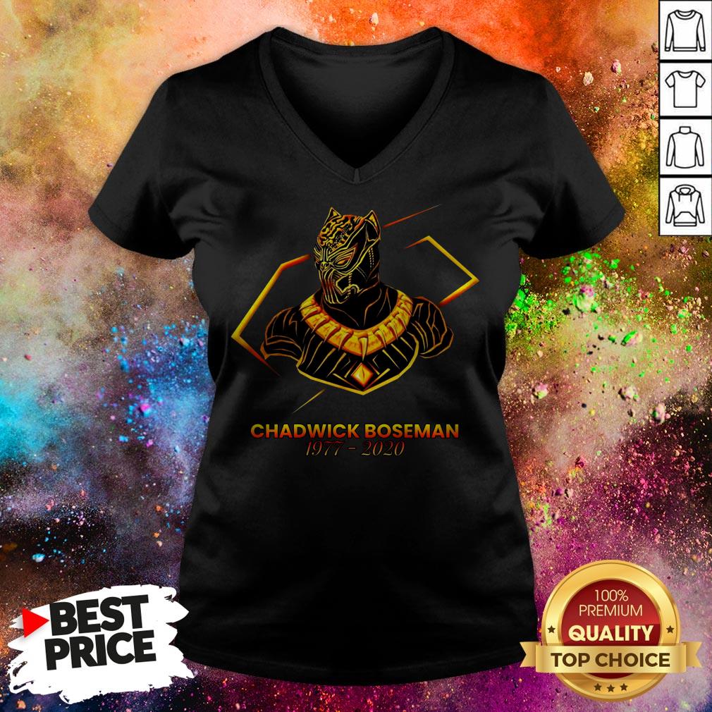 Black Pather Tribute RIP Chadwick Boseman Shirt Black Pather Tribute RIP Chadwick Boseman V-neck