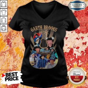 Guitar Garth Brooks Signature V-neck