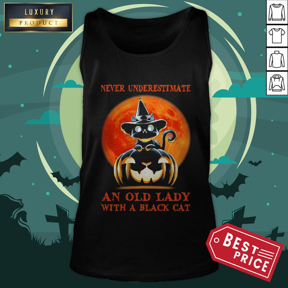 Never Underestimate An Old Lady With A Black Cat Pumpkin Sunset Halloween Shirt Never Underestimate An Old Lady With A Black Cat Pumpkin Sunset Halloween Tank Top