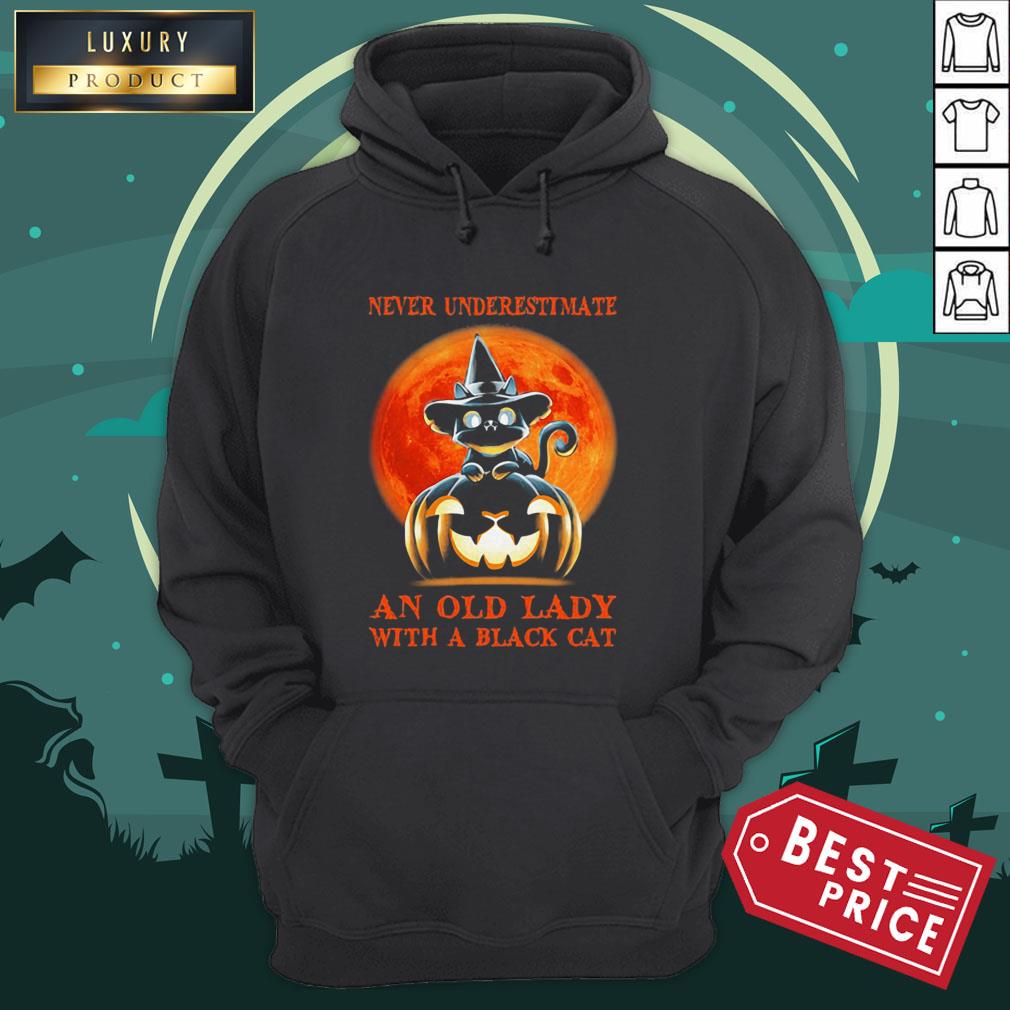 Never Underestimate An Old Lady With A Black Cat Pumpkin Sunset Halloween Shirt Never Underestimate An Old Lady With A Black Cat Pumpkin Sunset Halloween Hoodie