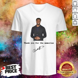 RIP Chadwick Boseman Black Panther's 1977 2020 V-neck