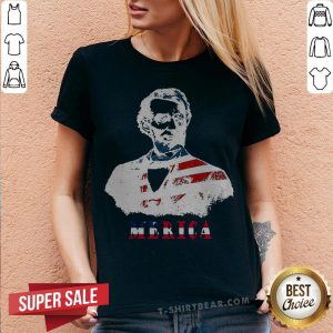 Abraham Lincoln 4th Of July American USA Flag V-neck - Design By T-shirtbear.com