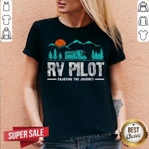 Good Enjoying The Journey RV Pilot Camp V-neck - Design By T-shirtbear.com