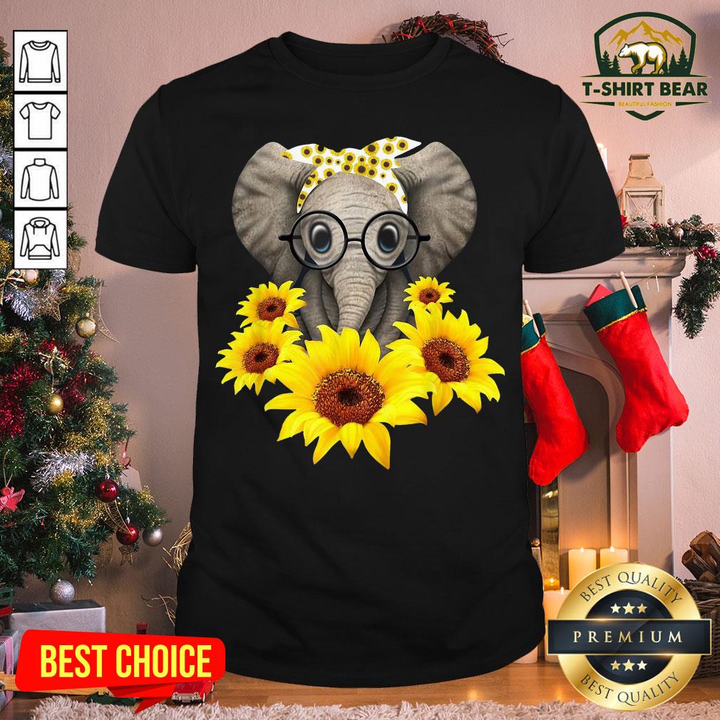 Pretty Elephant Love Sunflower Shirt Pretty Elephant Love Sunflower Shirt - Design By T-shirtbear.com