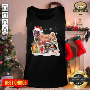 Pugs Hat Santa Happy Merry Christmas 2020 Tank Top - Design by T-shirtBear.com