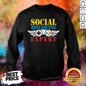 Social Distancing Expert Gaming Sweatshirt - Design by T-shirtbear.com