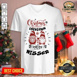 Gnomies Merry Christmas Lockdown With My Nisser V-neck - Design by T-shirtbear.com