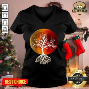 Blood Moon With Tree Moon Lunar Eclipse Moonlight Full Moon V-neck - Design by T-shirtbear.com - Design by T-shirtbear.com