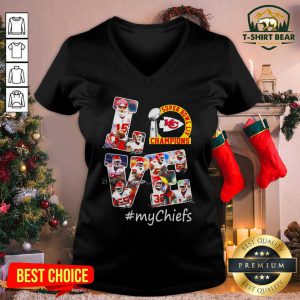 Love Kansas City Chiefs V-neck - Design by T-shirtbear.com
