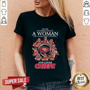 Amused A Woman Who Understands 13 Football And Loves Kansas City Chiefs Signatures V-neck - Design by T-shirtbear.com