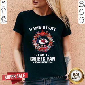 Angry Damn Right I Am A Kansas City Chiefs 8 Fan Signatures V-neck - Design by T-shirtbear.com