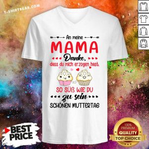 Lovely Mama Danke Zu Sein Name Heir Cupcake V-neck - Design by T-shirtbear.com