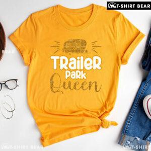 Trailer Park Queen Camping Car T-Shirt