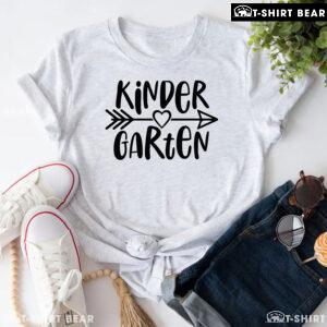 Kindergarten Student Teacher Arrow Heart Back To School T-Shirt