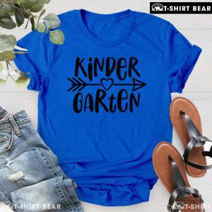 Kindergarten Student Teacher Arrow Heart Back To School T-Shirt