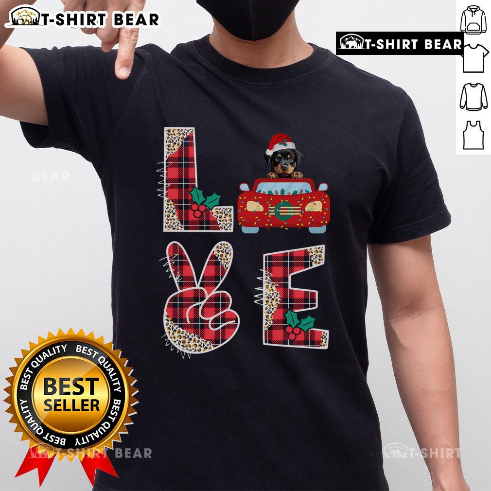 Pretty Love Christmas Rottweiler Xmas T-Shirt featuring a festive design with a cheerful Rottweiler in holiday attire.
