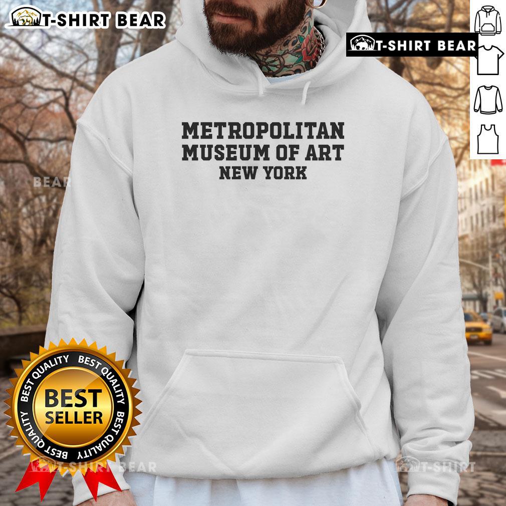 Cozy hoodie featuring the iconic Metropolitan Museum of Art logo, perfect for art lovers in New York.