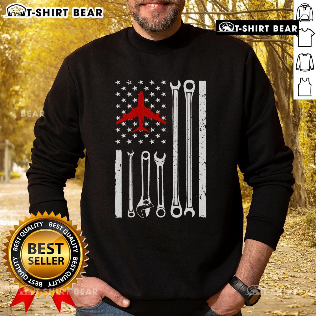 Top Cool Aircraft Mechanic sweatshirt featuring the American flag design, perfect for aviation enthusiasts and mechanics.