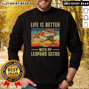 Vintage sweatshirt featuring 'Life is Better with My Leopard Gecko' design, perfect for reptile lovers and casual wear.