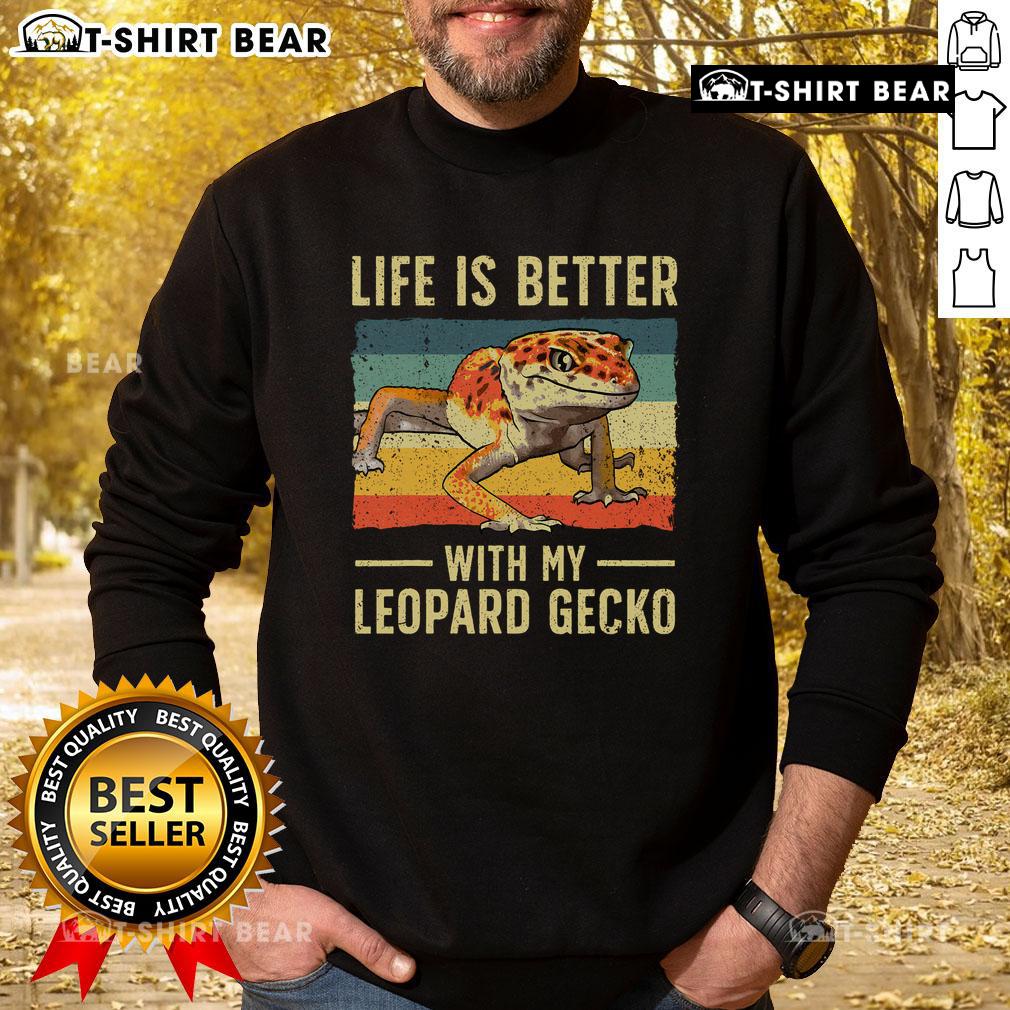 Vintage sweatshirt featuring 'Life is Better with My Leopard Gecko' design, perfect for reptile lovers and casual wear.