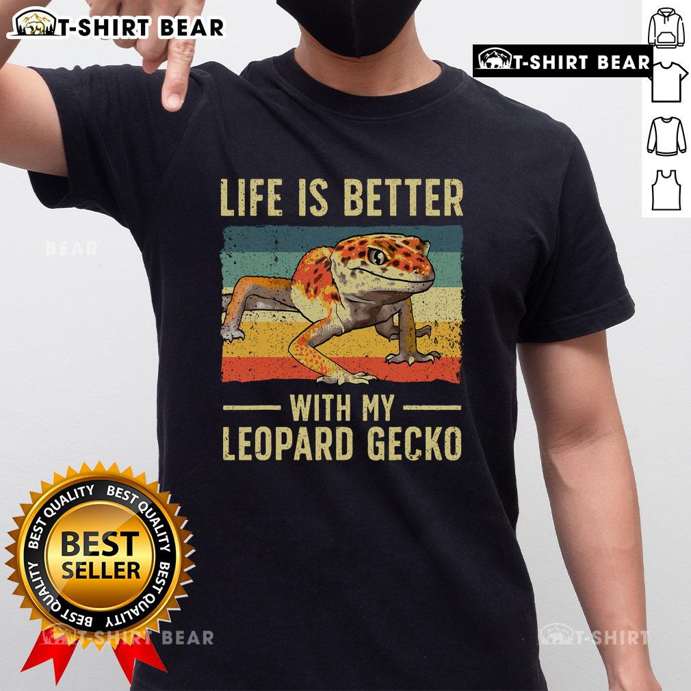 Alt Text: Vintage T-Shirt featuring Life Is Better With My Leopard Gecko design, perfect for reptile lovers and enthusiasts.