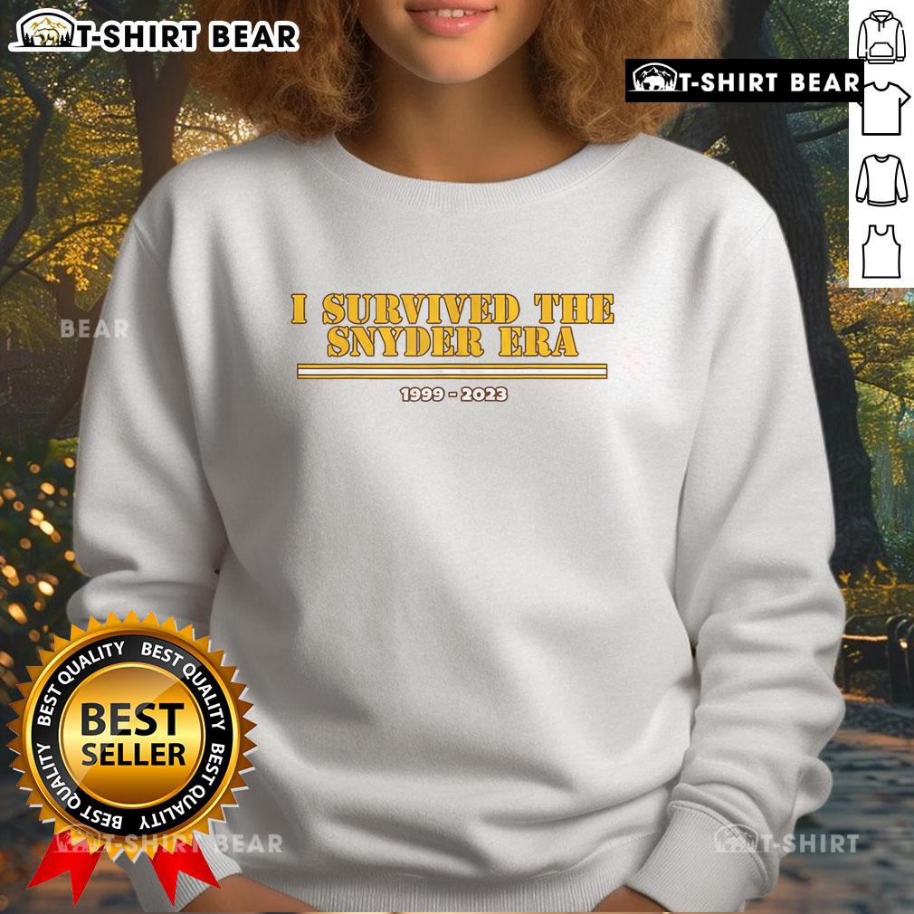 Good I Survived The Snyder Era Sweatshirt featuring bold text design, perfect for fans of superhero movies and pop culture.