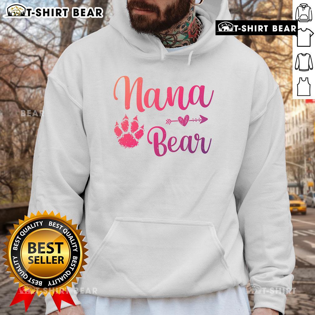 Happy Mother's Day hoodie featuring a cute Nana bear design, perfect gift for grandmothers celebrating Mother's Day.