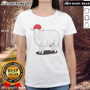 Top Maga Sheep Ladies Tee featuring a stylish sheep graphic, perfect for casual wear and expressing your unique style.