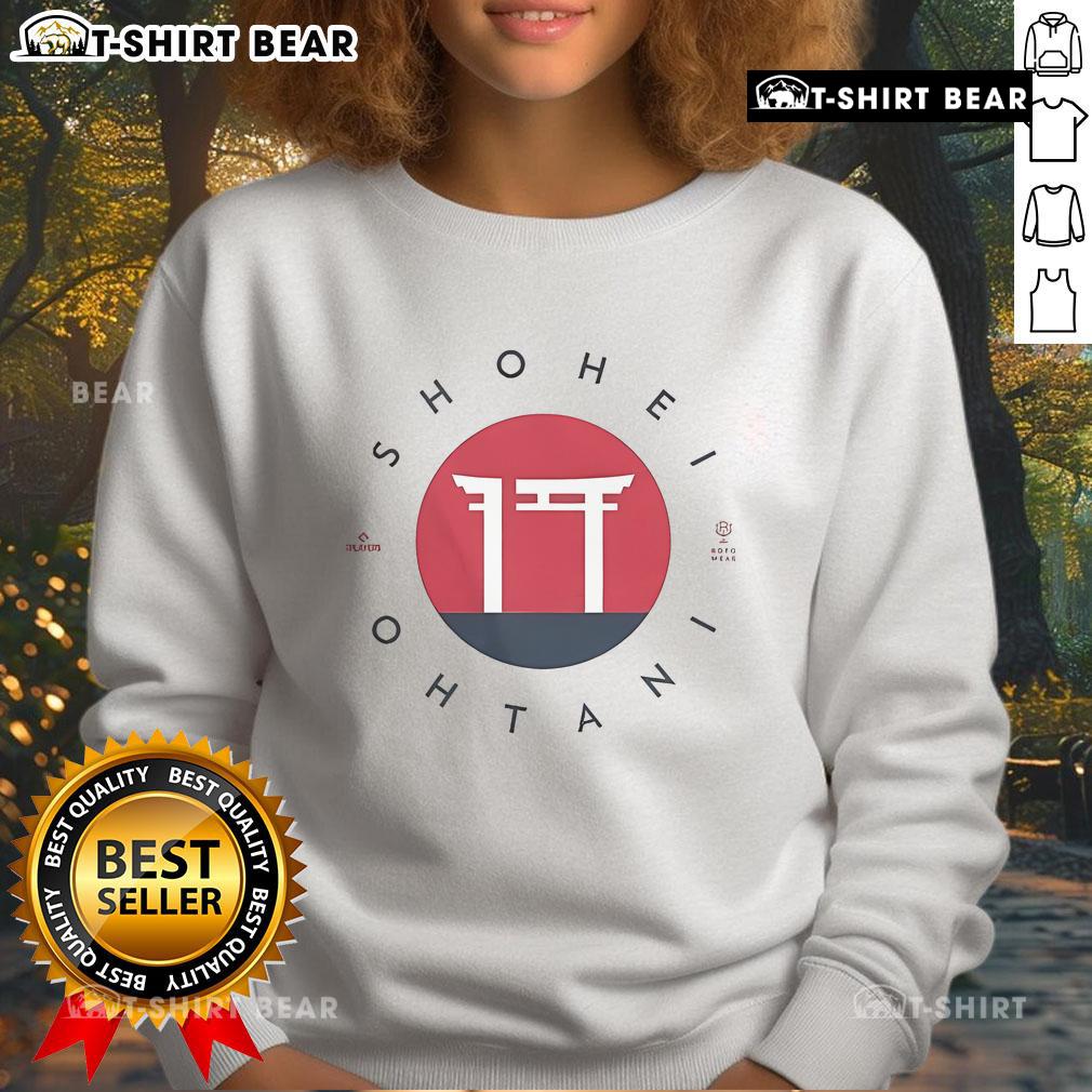 Top Shohei Ohtani 17 logo sweatshirt featuring a stylish design perfect for baseball fans and sports enthusiasts.