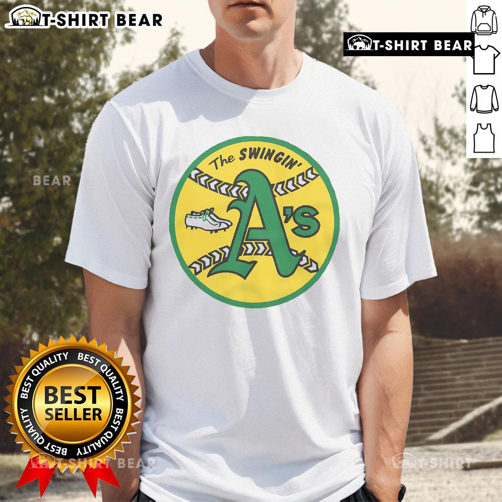 Official Oakland Athletics '71 T-Shirt featuring vintage design and team logo, perfect for A's fans and collectors.