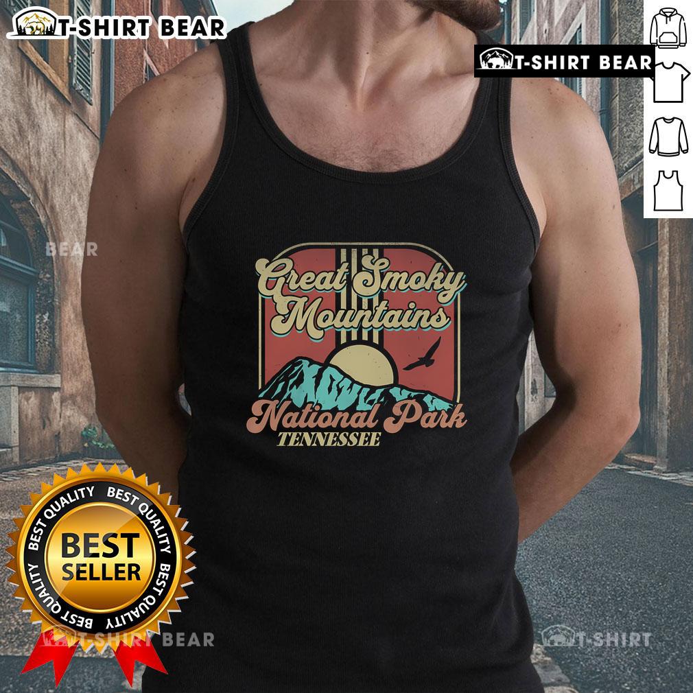Retro tank top featuring the Great Smoky Mountains National Park design, perfect for outdoor enthusiasts in Tennessee.