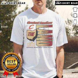 Alt Text: Original Cleveland Cavaliers NBA T-Shirt featuring team logo, perfect for fans of the Cavs and basketball enthusiasts.