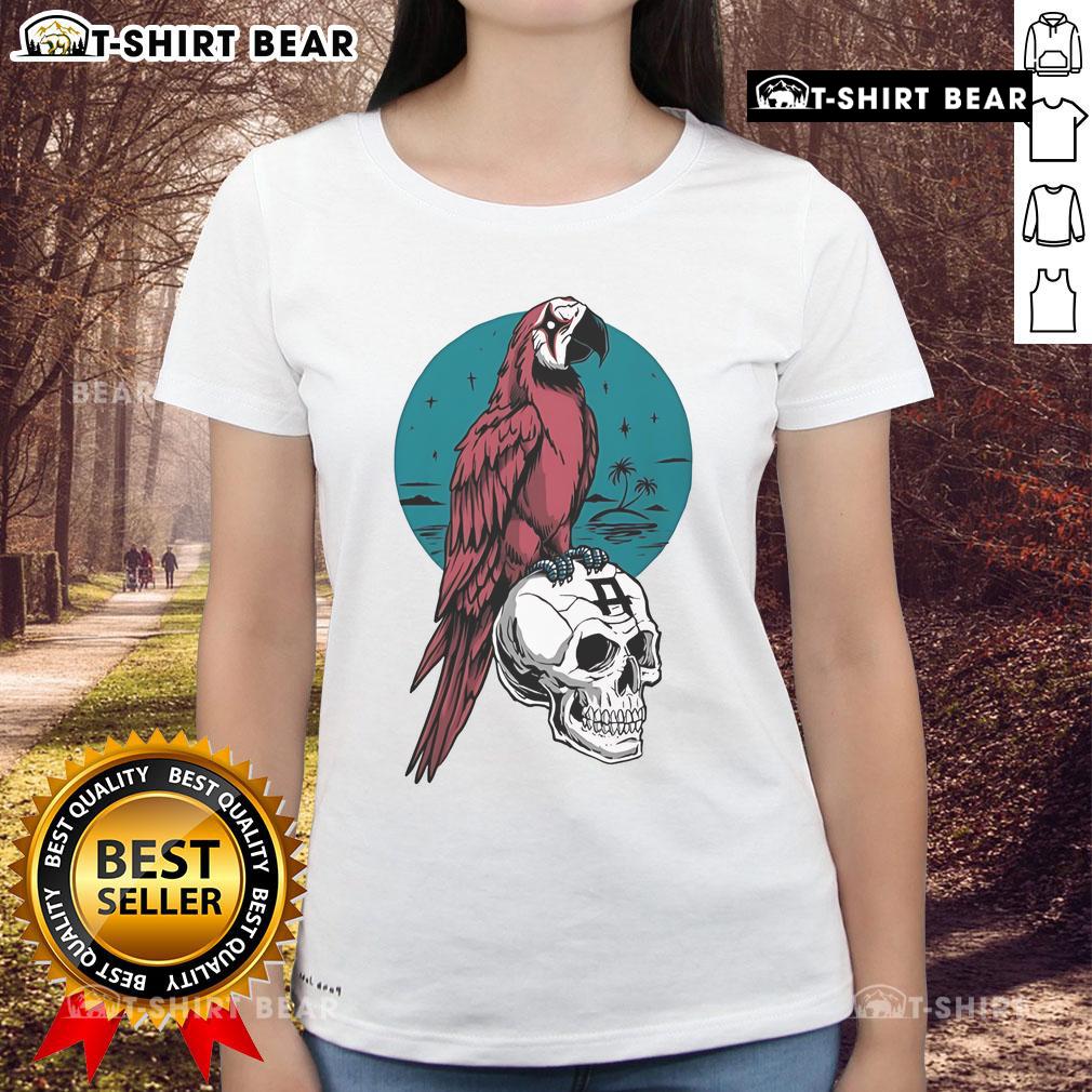 Alt Text: Top Avatar Parrot Skull Ladies Tee featuring a vibrant parrot skull design on a stylish women's t-shirt.