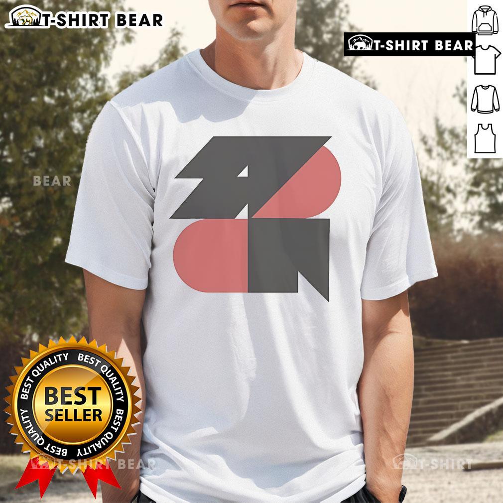 Top Spoon Geo T-Shirt featuring a modern geometric design, perfect for casual wear and stylish outfits.