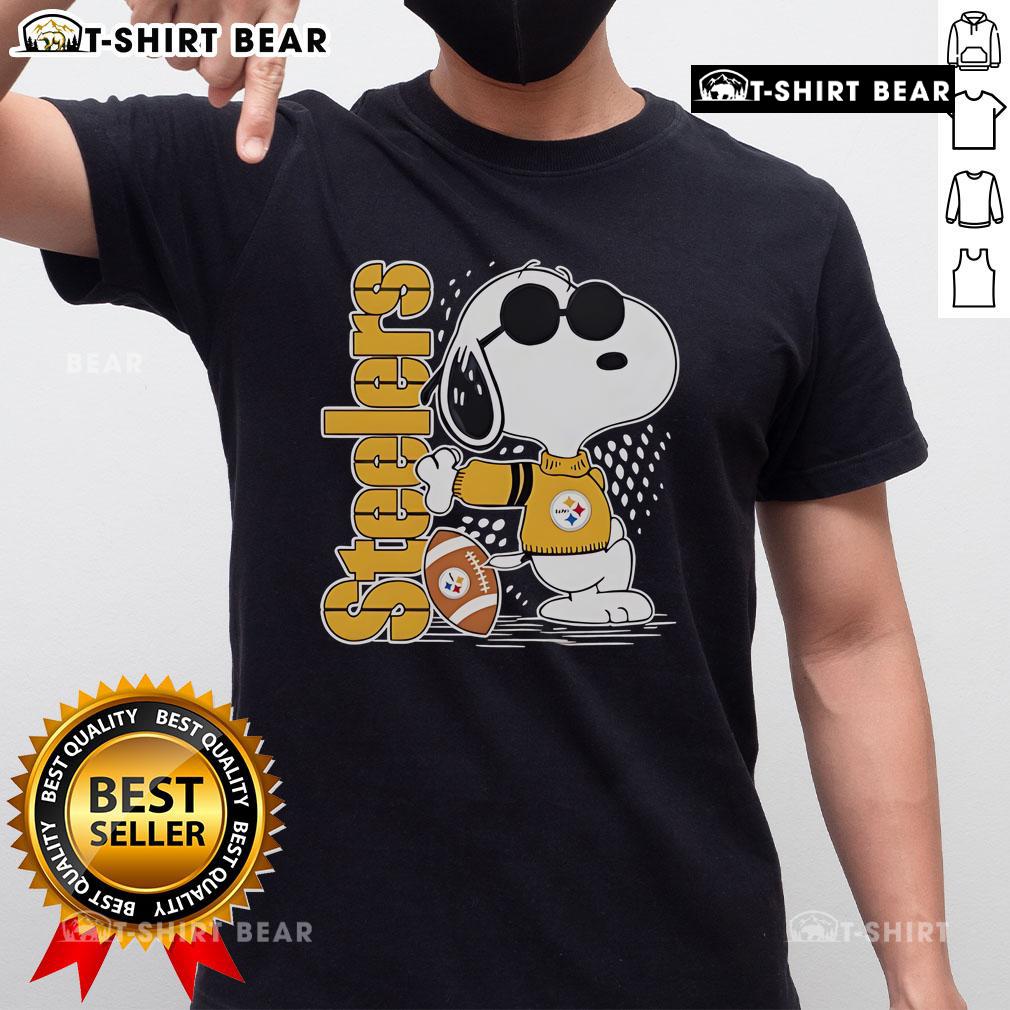 Awesome Snoopy Cool Pittsburgh Steelers T-Shirt featuring a playful Snoopy design for Steelers fans.