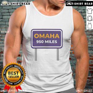 Stylish Nice Omaha Distance 950 Miles tank top with a vibrant design, perfect for casual wear and travel enthusiasts.