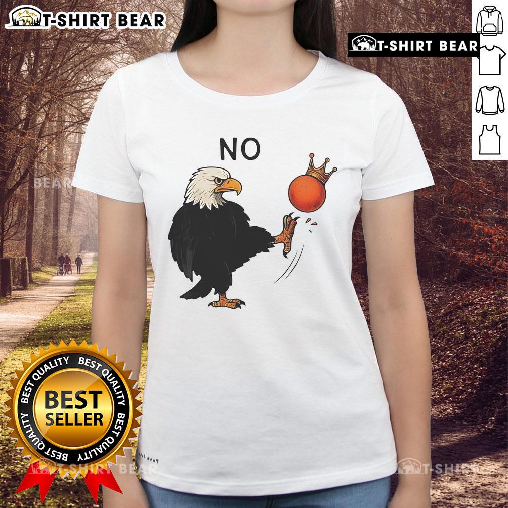 Official Eagle No Kings Trump Ladies Tee featuring a bold eagle graphic and stylish design, perfect for patriotic fashion.