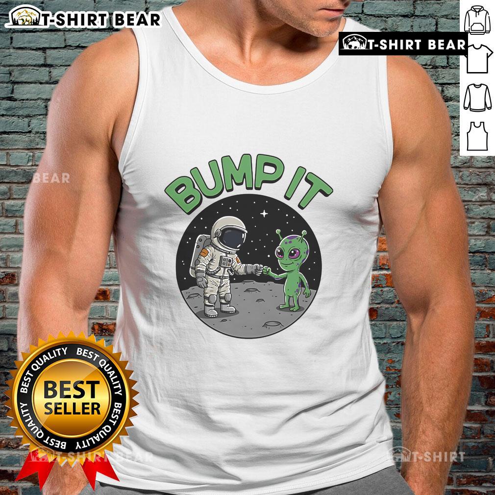 Stylish Top Bump It Alien Tank Top featuring a vibrant alien graphic, perfect for trendy summer outfits.
