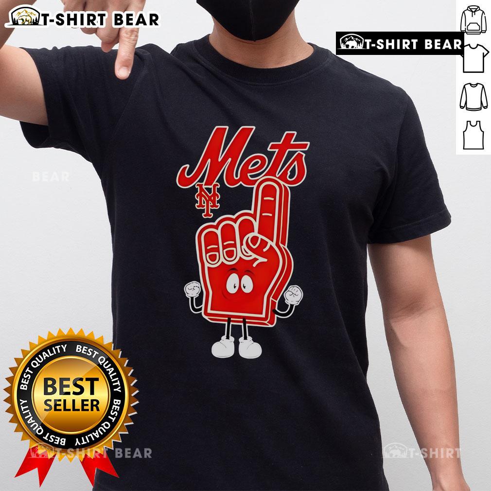 Top Foam Hand Number One Finger with New York Mets T-Shirt, perfect for fans showing team spirit at games or events.