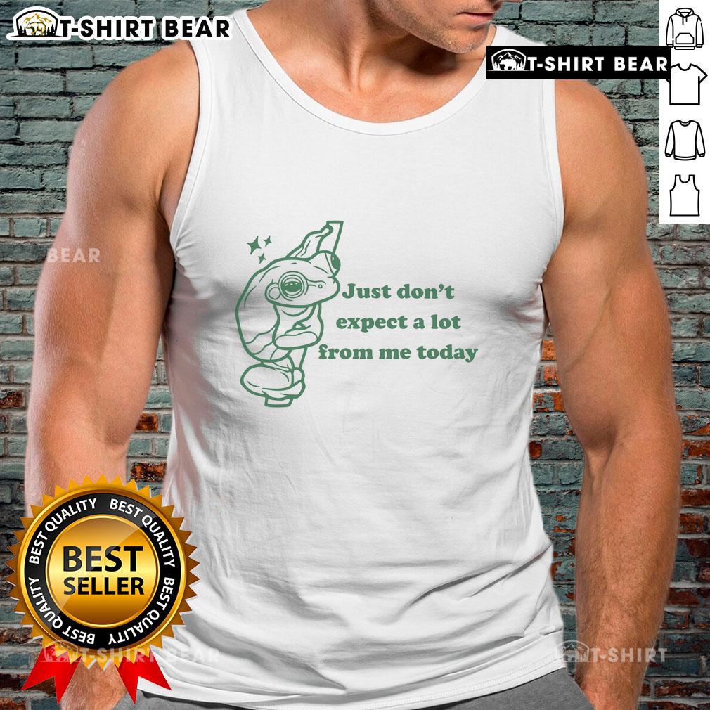Funny frog tank top with 'Don't Expect a Lot From Me Today' text, perfect for casual summer wear and humor lovers.