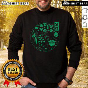 Stylish Top The Great Bonsai Tree sweatshirt featuring a vibrant bonsai design, perfect for nature lovers and fashion enthusiasts.