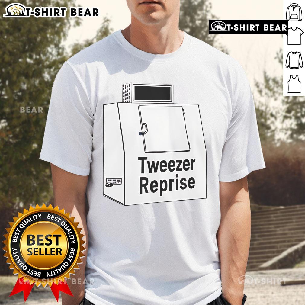 Nice Tweezer Repise T-Shirt featuring a stylish design and comfortable fit for music lovers and fashion enthusiasts.