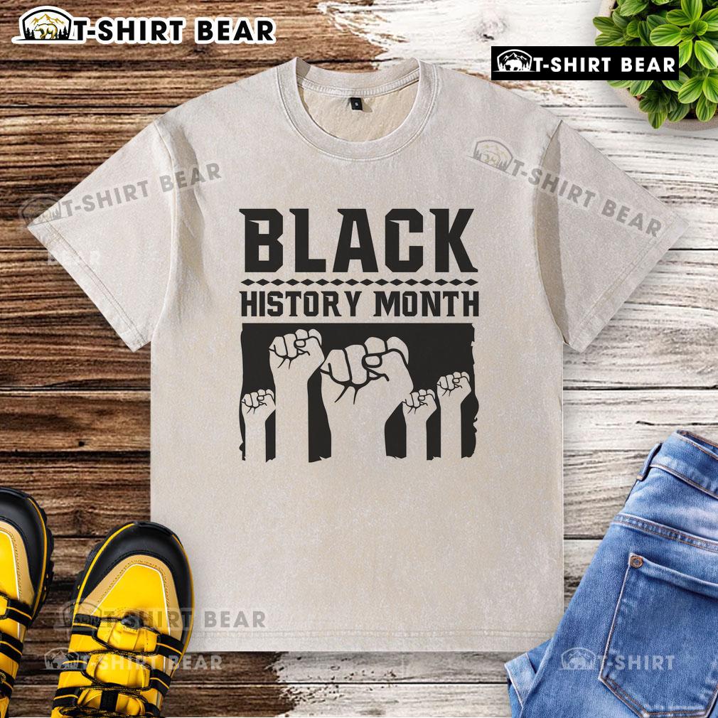Official The Valley Nia Sanchez 1990 washed t-shirt featuring a vintage design and soft fabric, perfect for casual wear.