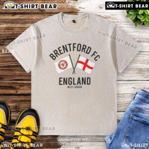 Top Brentford FC England West London washed t-shirt featuring the club logo, ideal for fans and casual wear.