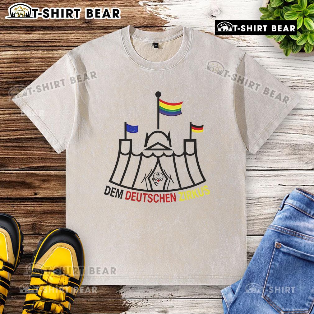 Top-Dem-Deutschen-Zirkus-Washed-T-Shirt featuring a vintage circus design in vibrant colors on a relaxed fit tee.